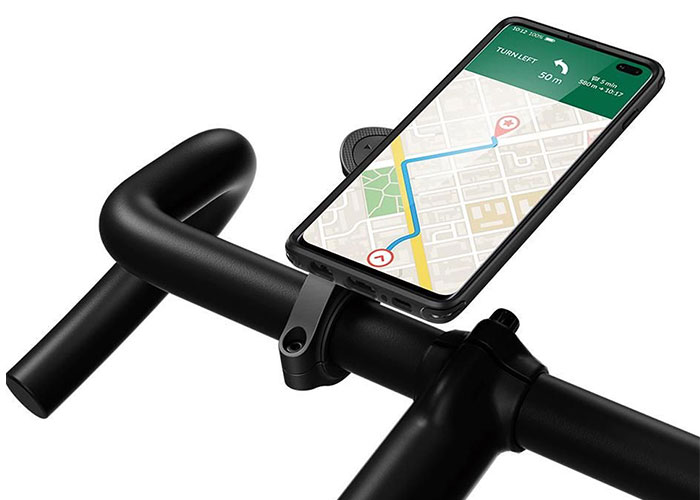 Etui Spigen Gearlock CF102 Apple iPhone XR