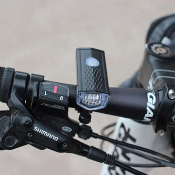 Alogy Fahrrad-Frontlicht, Frontlicht für ein Scooter-Fahrrad, LED-Beleuchtung 300 LM