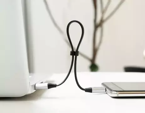 Baseus Nimble Flachkabel USB / USB-C Kabel mit Halter 2A 0.23M schwarz (CATMBJ-01)