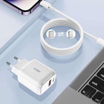 C20W 2-PORT NETZWERKLADEGERÄT PD20W/QC3.0 LIGHTNING KABEL WEISS