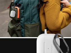 Spigen Fit Silikonhülle für Apple Airpods Pro weiß