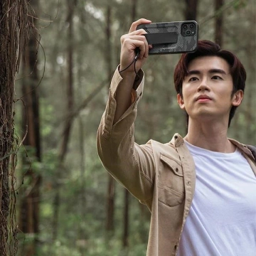 Etui UNIQ Heldro do iPhone 12 Pro Max 6,7" czarny moro/charcoal camo Antimicrobial