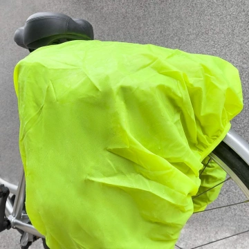 Wozinsky 60L geräumige Fahrradträgertasche (Regenhülle inklusive) schwarz (WBB13BK)