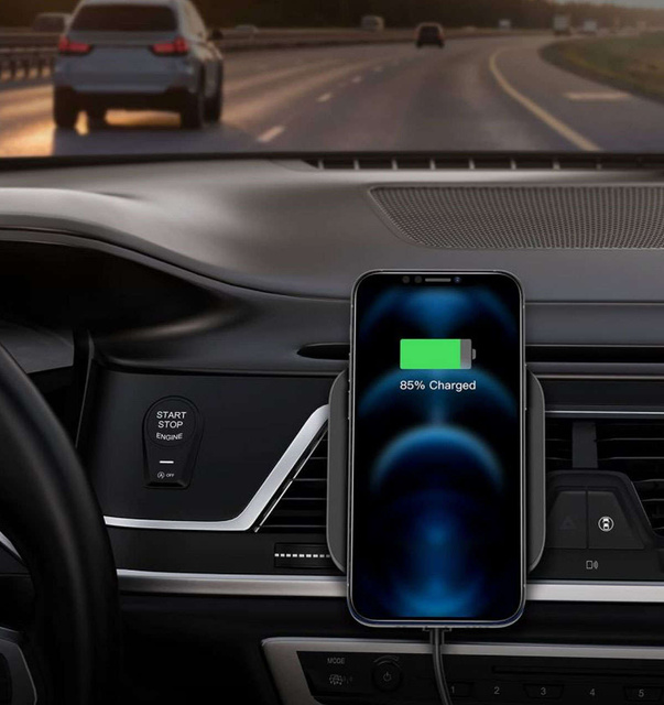 Uchwyt magnetyczny z ładowarką Qi MagSafe ESR HaloLock Magnetic Black