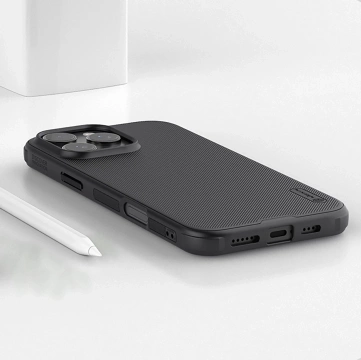 Nillkin Frosted Shield Pro Magnetisches Case für iPhone 16 Pro - Schwarz
