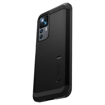 Es passt mit dem Spigen Tough Armor-Telefon auf das Xiaomi 12T / 12T Pro Black