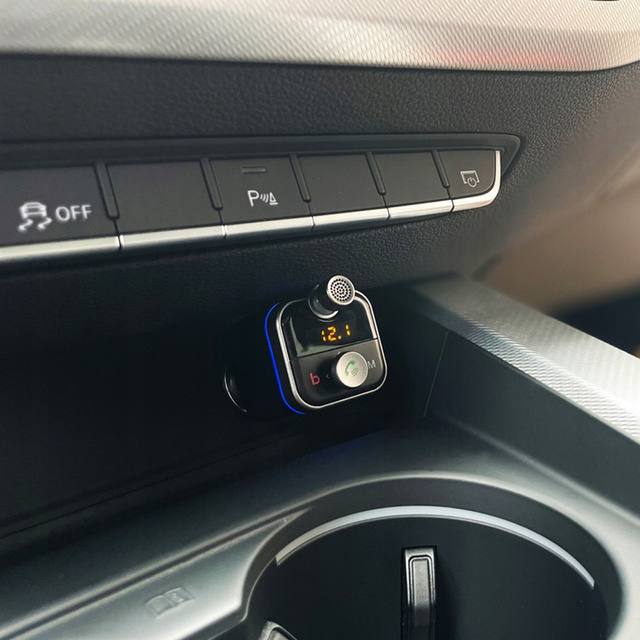 Ładowarka samochodowa zestaw głośnomówiący Alogy Transmiter FM Bluetooth 5.0 Karta pamięci USB QC 3.0 USB-C PD 18W