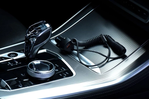 Forcell Carbon Autoladegerät 38W USB-C USB QC 3.0 PD Kabel 1,5m