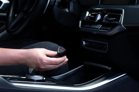 Ładowarka samochodowa Forcell Carbon QC 3.0 18W USB Czarna