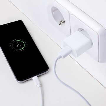 2.4A 2400mAh 12W Einzel-Schnellladegerät USB-Wandladegerät Weiß