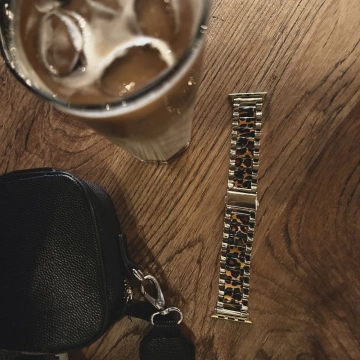 Armband für Apple Watch 4 / 5 / 6 / 7 / 8 / 9 / se (38 / 40 / 41 mm) Leopard