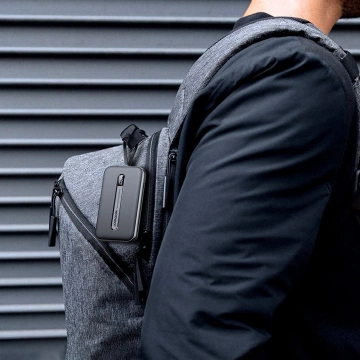 Joyroom Powerbank mit eingebautem Lightning Kabel 20W 10000mAh PD QC3.0 schwarz (JR-L001-lightning)