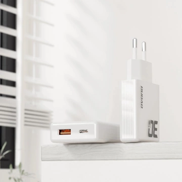Dudao A30EUL GaN-Wandladegerät 30 W USB-A/USB-C-Kabel USB-C – Lightning – Weiß