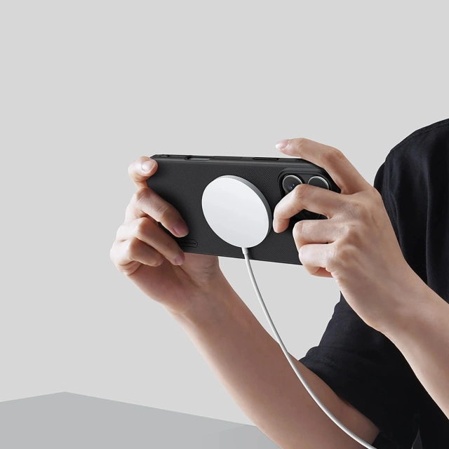 Etui do iPhone 16 Pro Max Nillkin Shield Pro Magnetic Czarne