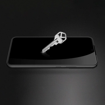 Nillkin CP PRO Ultradünnes Vollbild-Hartglas 0,2 mm 9H Samsung Galaxy S22 Schwarz