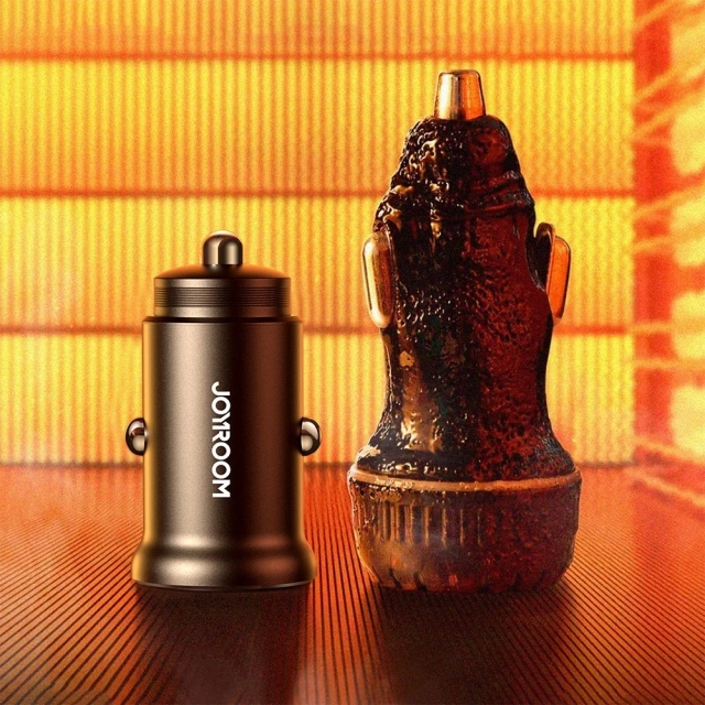 Metalowa ładowarka samochodowa Joyroom JR-CCN06 30 W, 2× USB-C – czarna