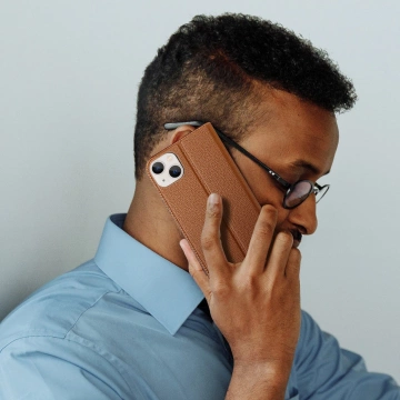 Dux Ducis Skin X2 Hülle für iPhone 14 Plus Hülle mit Magnetklappe braun