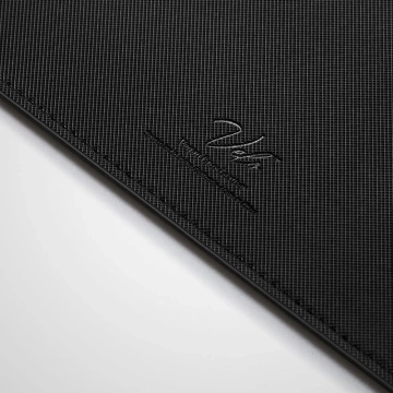 Spigen LD301 Mauspad für braunen Schreibtisch