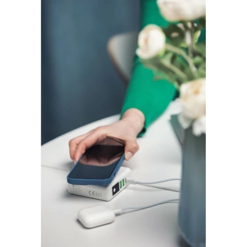 Forcell 4in1 Reiseladegerät 8000mAh QC3.0 USB-C Powerbank Induktion