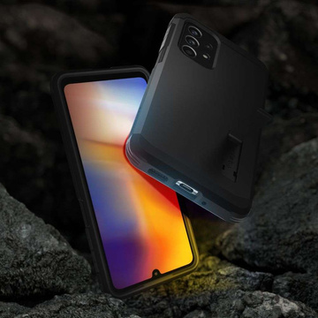 Etui Spigen Tough Armor für Samsung Galaxy A33 5G Schwarz