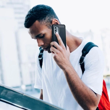 Etui Spigen Rugged Armor für Motorola Edge 2022 Mattschwarz