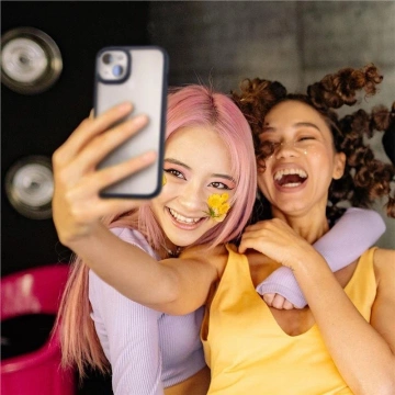 Etui Spigen Ultra Hybrid do Apple iPhone 15 Plus - ciemnoniebieskie