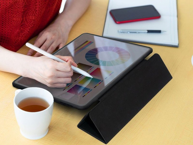 Etui Spigen Rugged Armor Pro do Apple iPad Pro 11 2020 Black