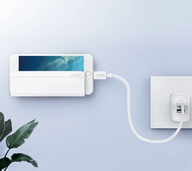 Uchwyt UGREEN ścienny podstawka na smartfona do ładowania biały (30394)