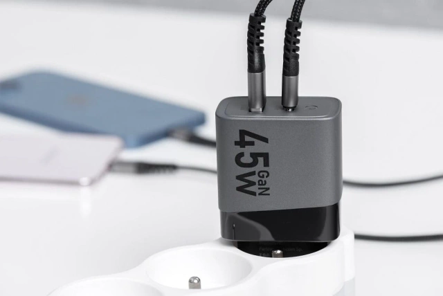 Ładowarka sieciowa Forcell GaN 45W USB-C + USB-A PD QC SFC Szara