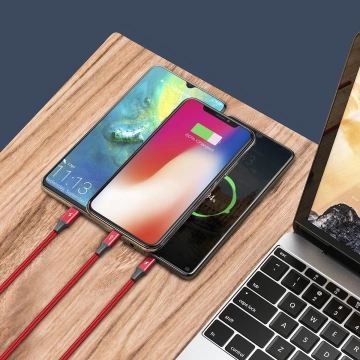 Baseus 3in1-Kabel mit USB-Anschlüssen - USB Typ C / Lightning / Micro-USB 1,2 m, 3,5 A rot (CAJS000009)