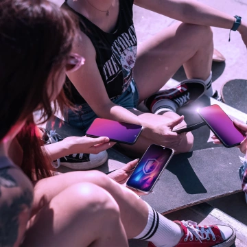 Sichtschutzglas für Apple iPhone 15 Plus 3mk Rainbow Privacy