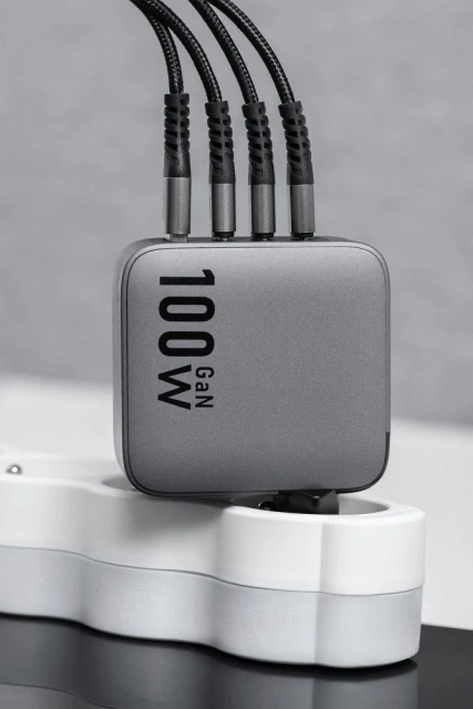 Ładowarka sieciowa Forcell GaN 100W 3xUSB-C 1xUSB-A PD QC SFC
