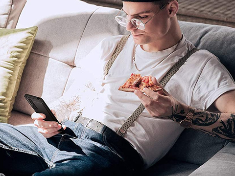 Spigen Rugged Armor Hülle für Sony Xperia 1 III Mattschwarz