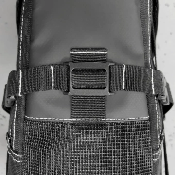 Wozinsky geräumige Fahrradsatteltasche Satteltasche groß 12 l schwarz (WBB9BK)