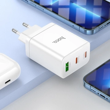 HOCO Wandladegerät 2 x Typ C USB A Kabel Typ C zu Lightning PD QC3.0 3A 35W Weiß