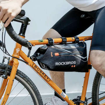 Etui na rower wodoodporne RockBros Waterproof Bicycle Front Frame Bag torba na rower pod ramę roweru 3.5L Czarna