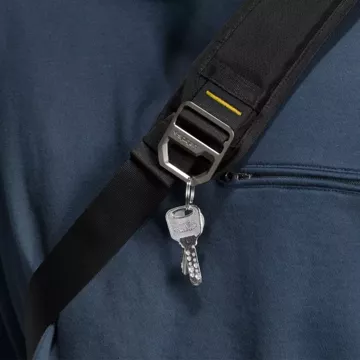 Saszetka biodrowa nerka Spigen KD410 Sling Bag Klasden Czarny