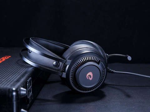 Słuchawki gamingowe Dareu EH416, RGB (czarne)